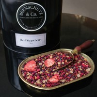Red Strawberry Tea